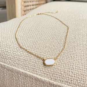 Closet Cleanout✨ White Pendant Necklace